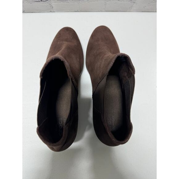 Women's CROCS Leigh Wedge Chelsea ankle boot like new Size 11w - Picture 8 of 9